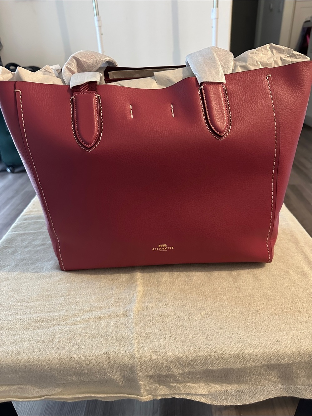 Coach Derby Tote Rouge Leather with Gold Logo